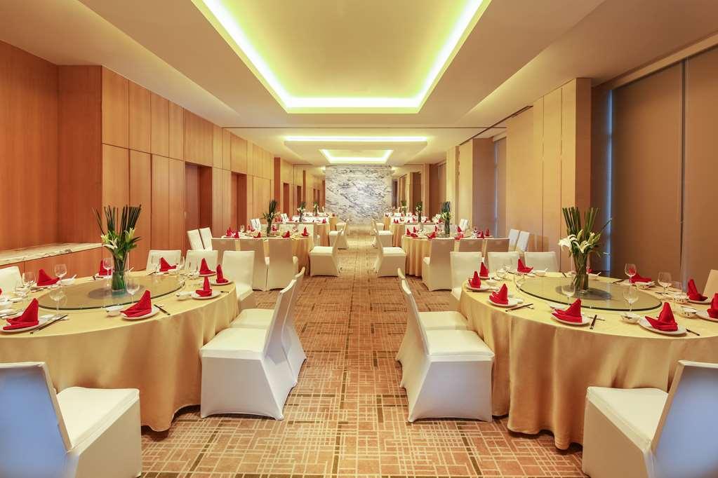 Hilton Garden Inn Ningbo Kemudahan gambar